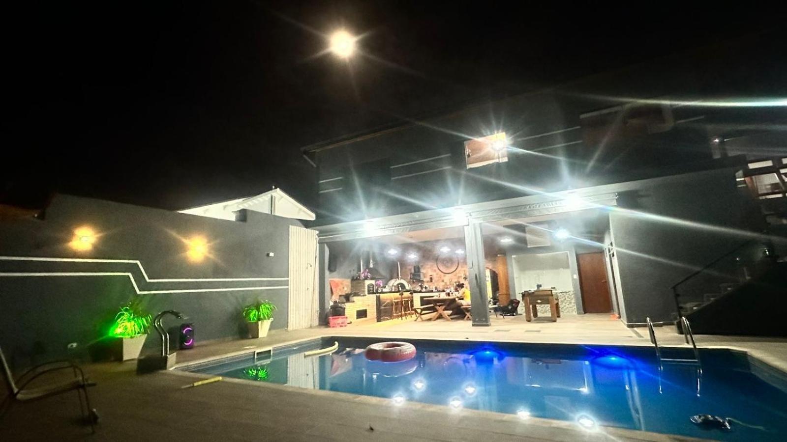 Chacara Gama Em Condominio Igarata-Sp - Jacuzzi Com Hidromassagem, Piscina E Sauna 외부 사진